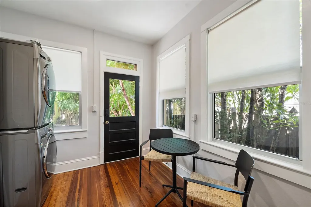320 Ohio Place Sarasota FL 34236