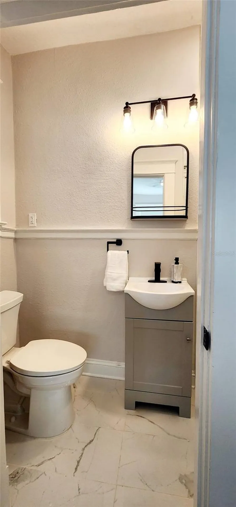 320 Ohio Place Sarasota FL 34236