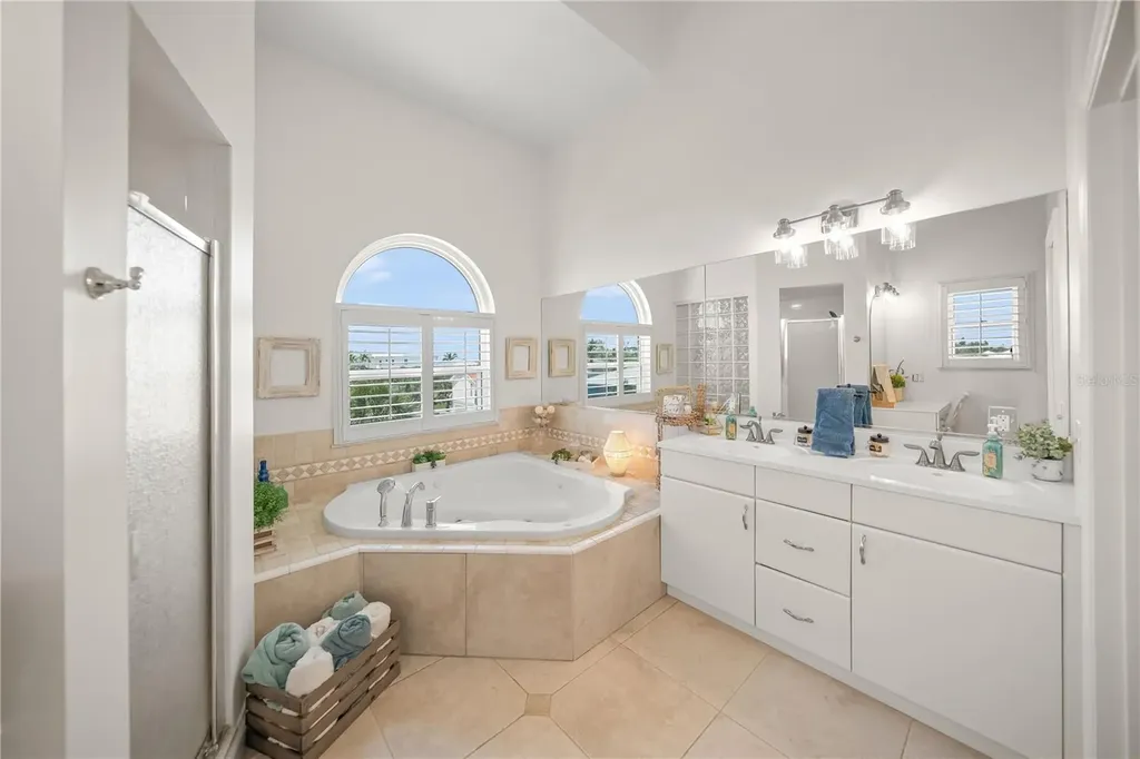 791 Broadway Street Longboat Key FL 34228