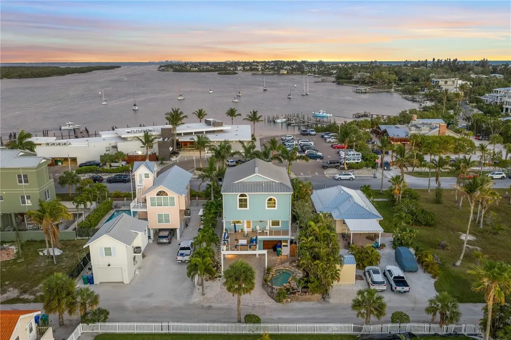 791 Broadway Street Longboat Key FL 34228