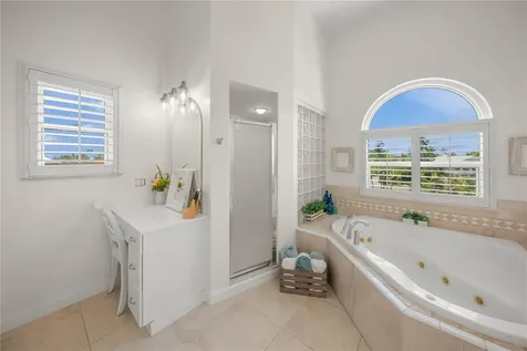 791 Broadway Street Longboat Key FL 34228
