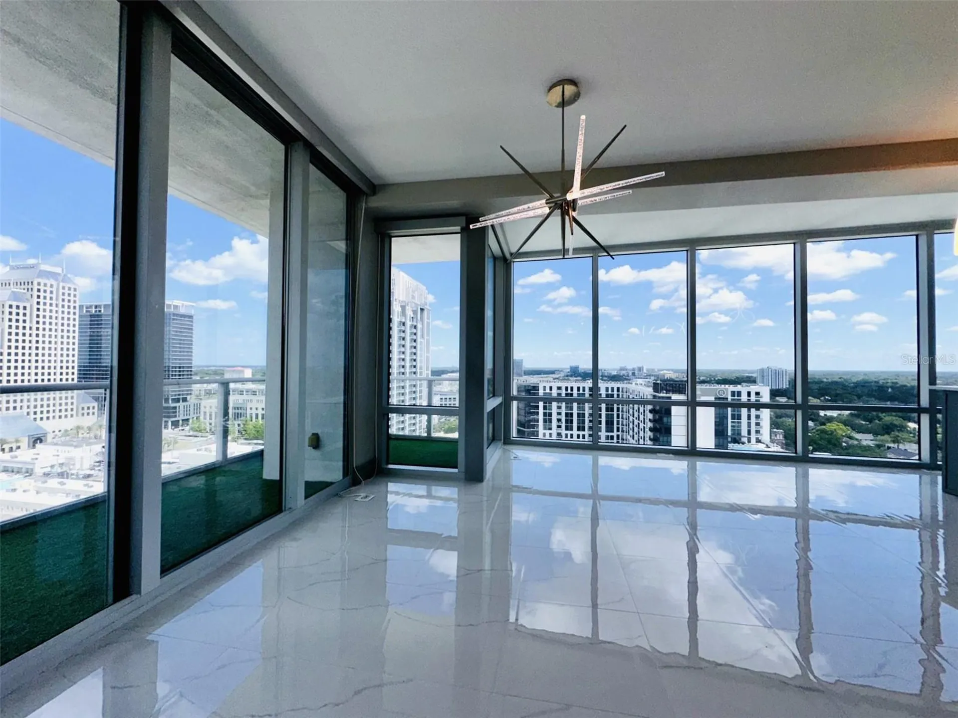 150 E Robinson Street Orlando FL 32801