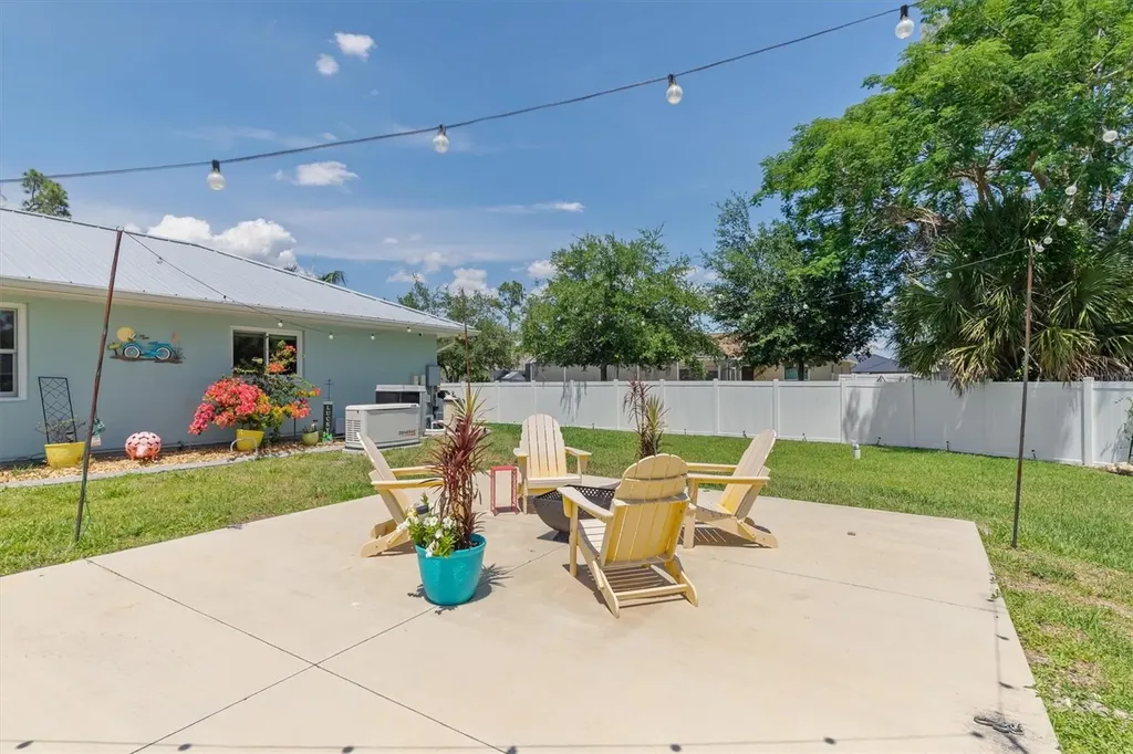 1636 Glenan Road North Port FL 34288