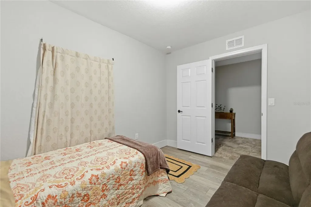 3017 NE 24th Court Ocala FL 34479
