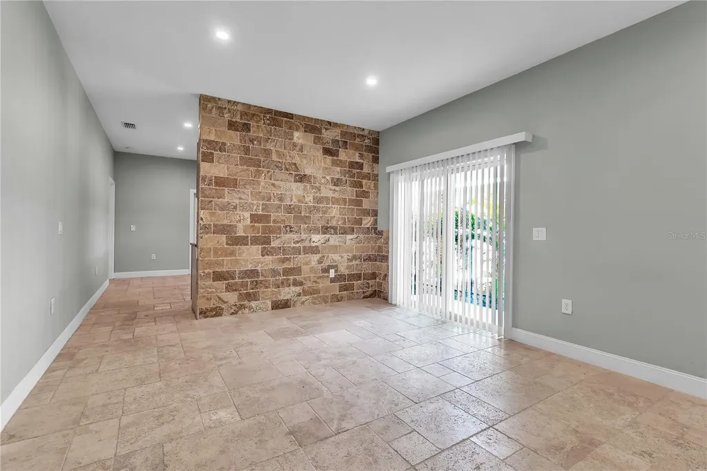 1536 25th Street Sarasota FL 34234
