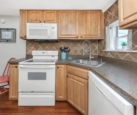 414 Tampa Road Palm Harbor FL 34683