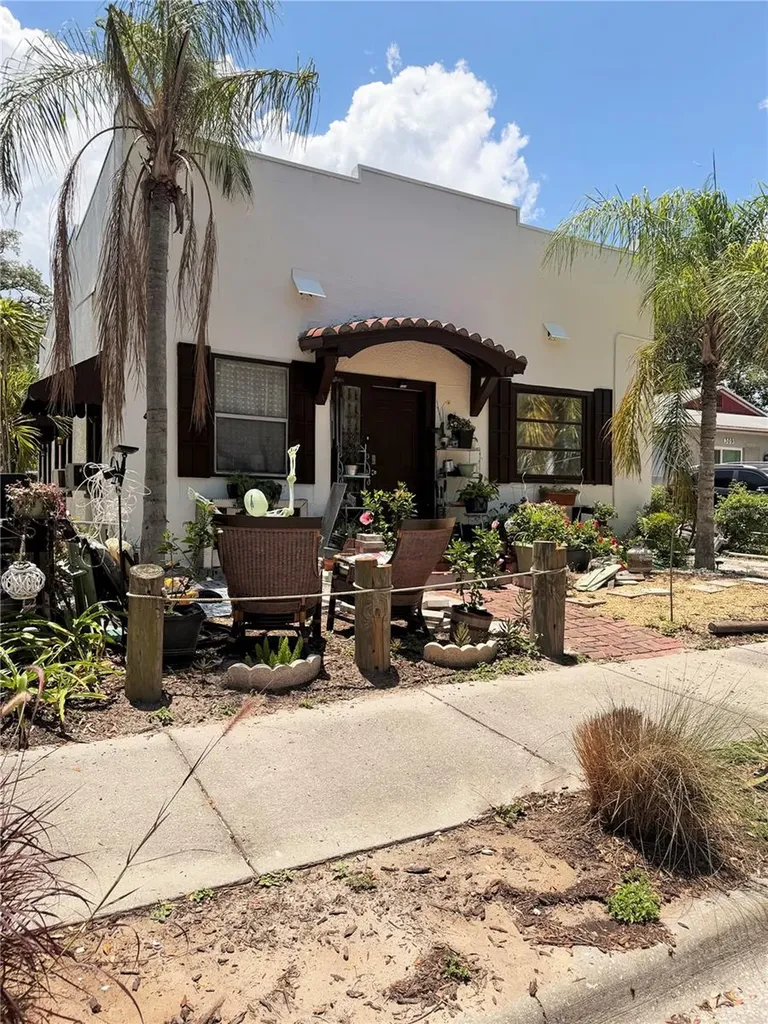 305 Woodrow Avenue Largo FL 33770