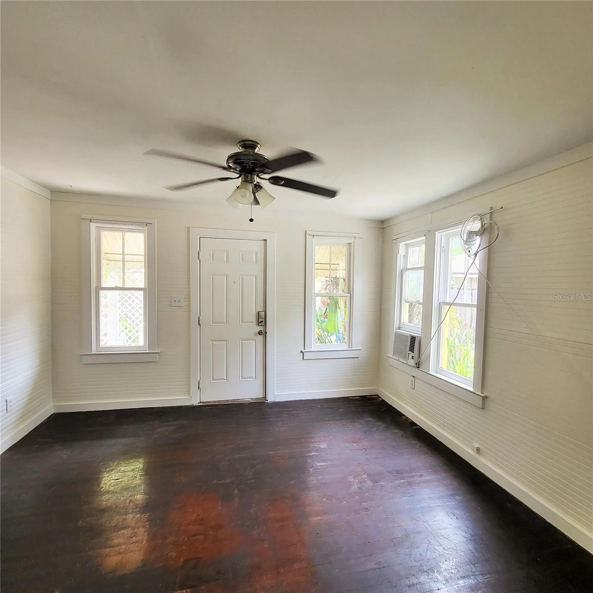 305 Woodrow Avenue Largo FL 33770