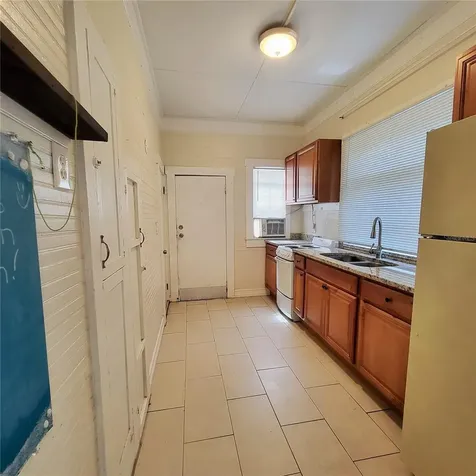 305 Woodrow Avenue Largo FL 33770