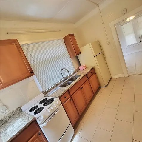 305 Woodrow Avenue Largo FL 33770