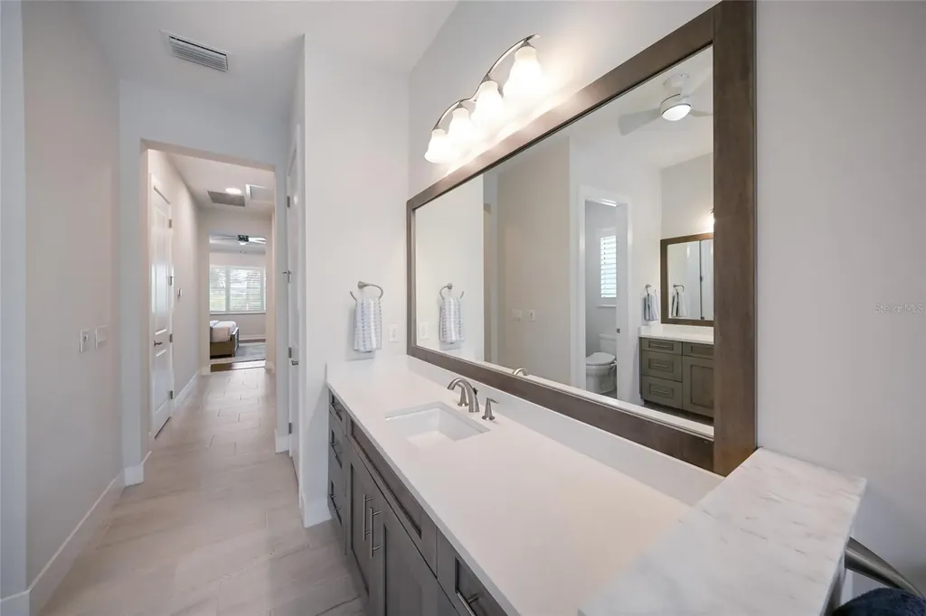 8310 Redonda Loop Lakewood Ranch FL 34202