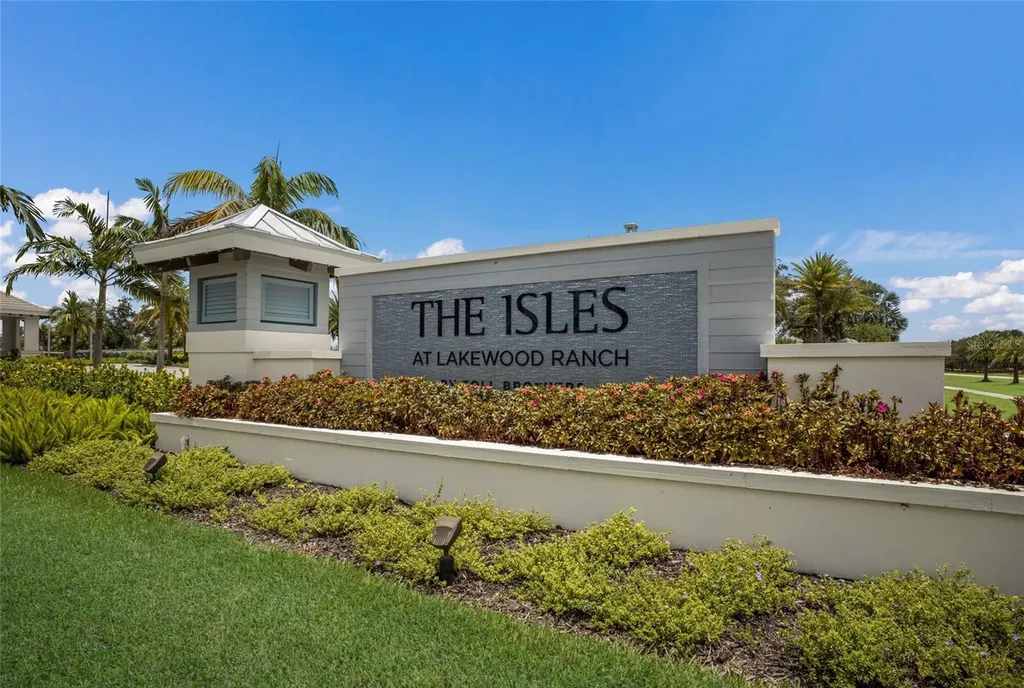 8310 Redonda Loop Lakewood Ranch FL 34202