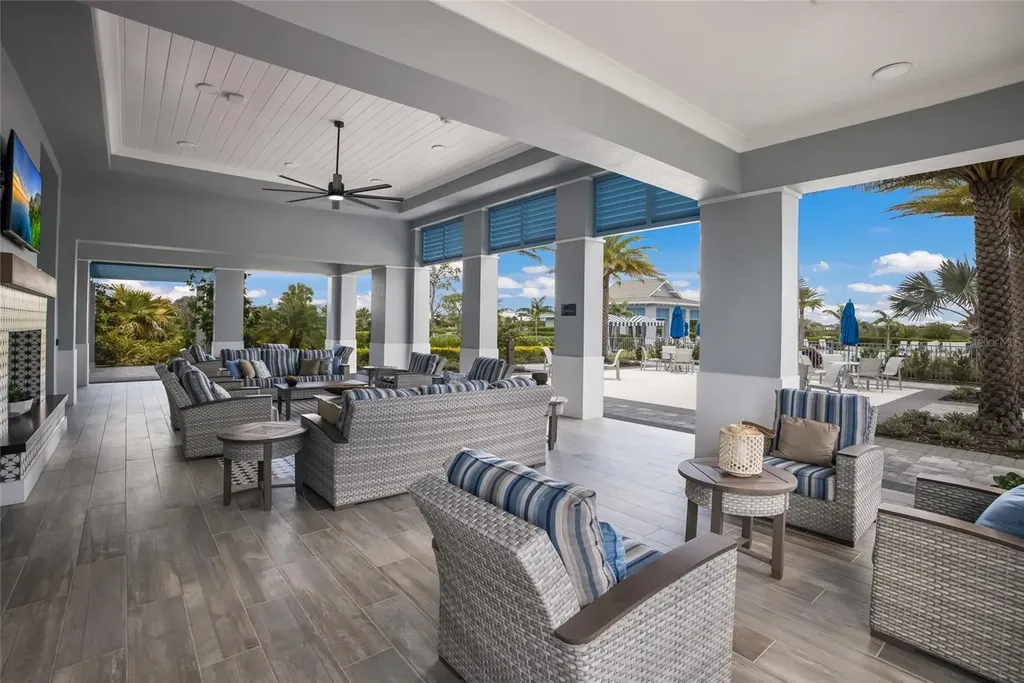 8310 Redonda Loop Lakewood Ranch FL 34202