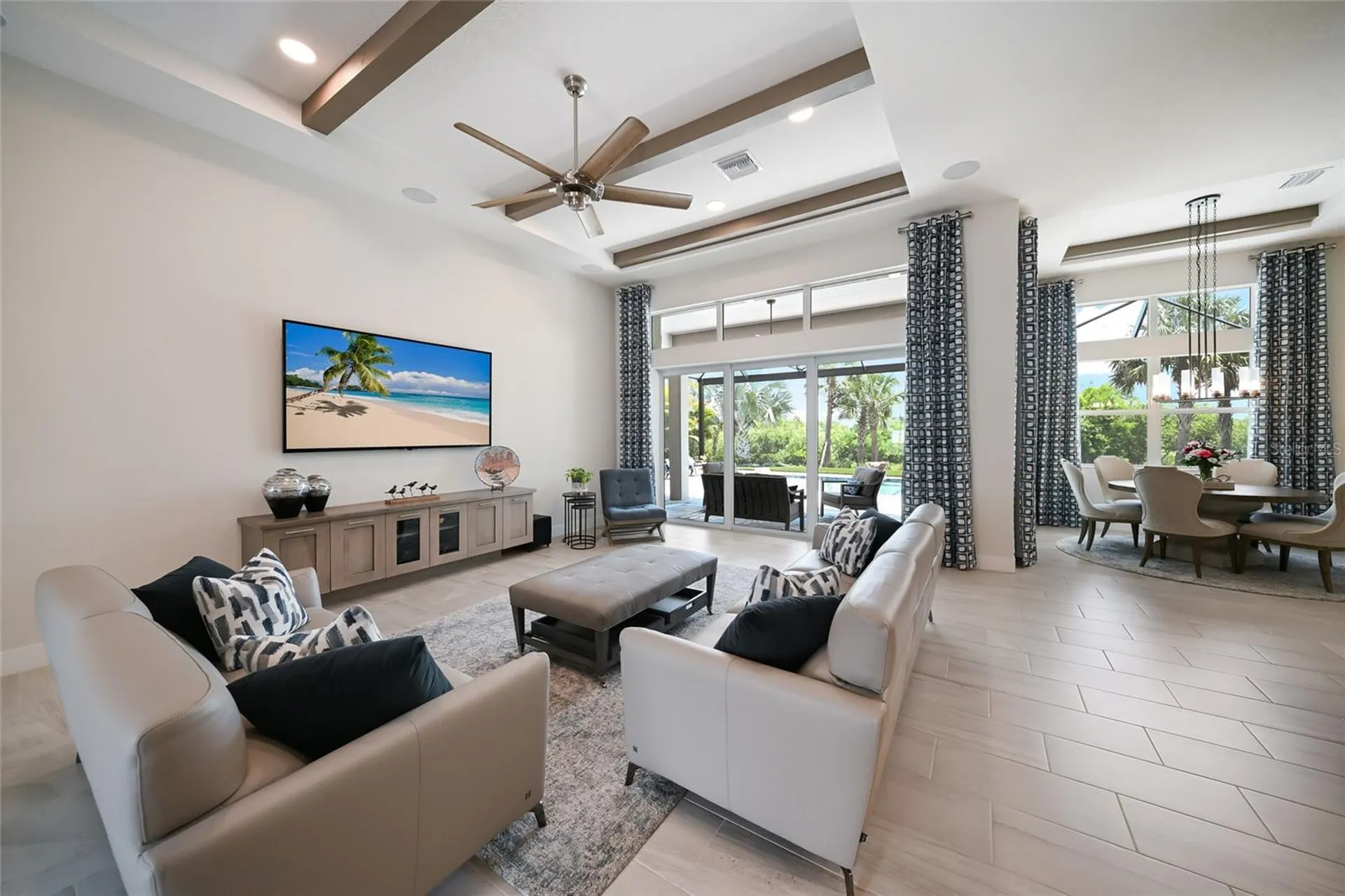 8310 Redonda Loop Lakewood Ranch FL 34202