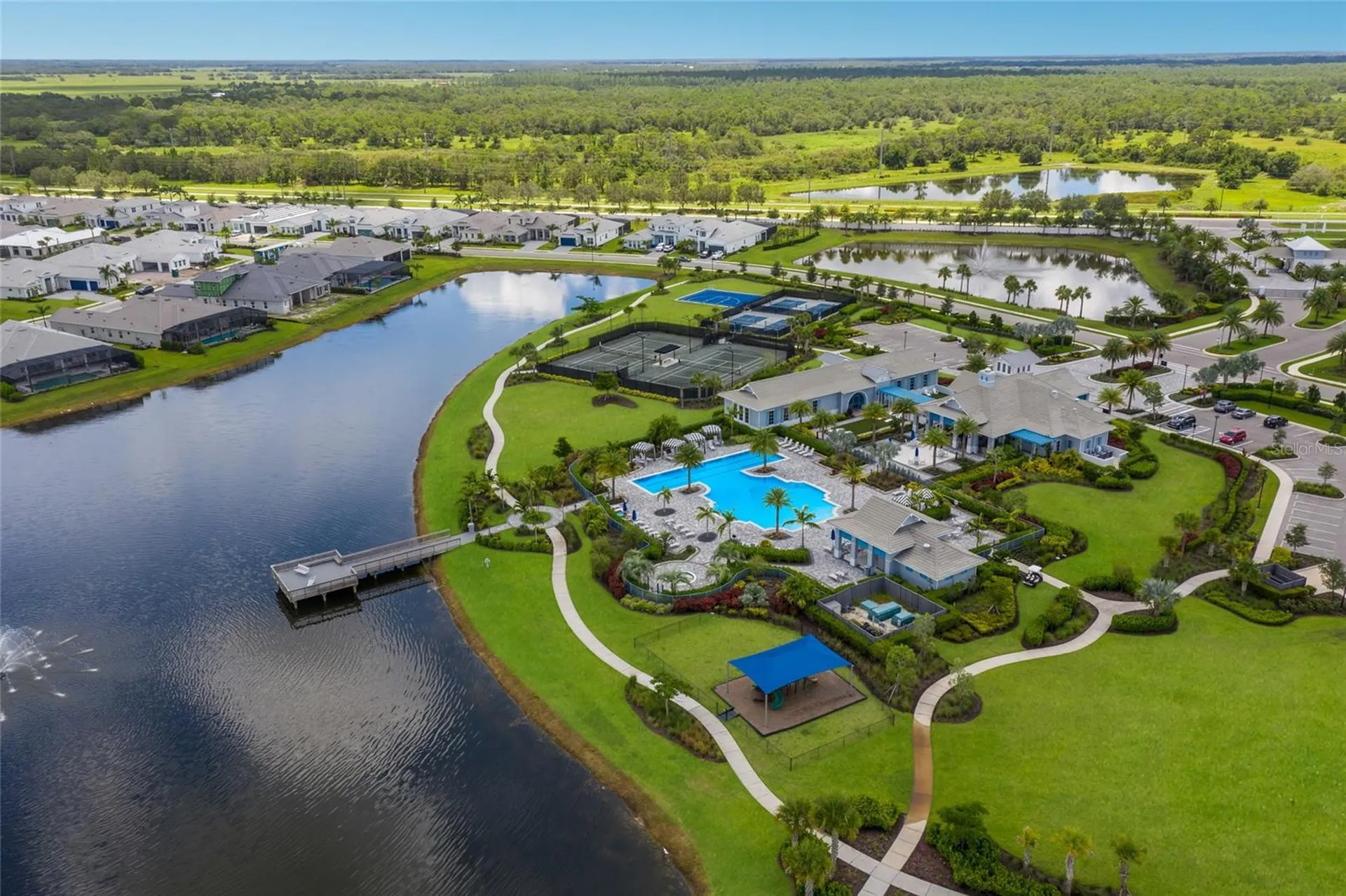 8310 Redonda Loop Lakewood Ranch FL 34202