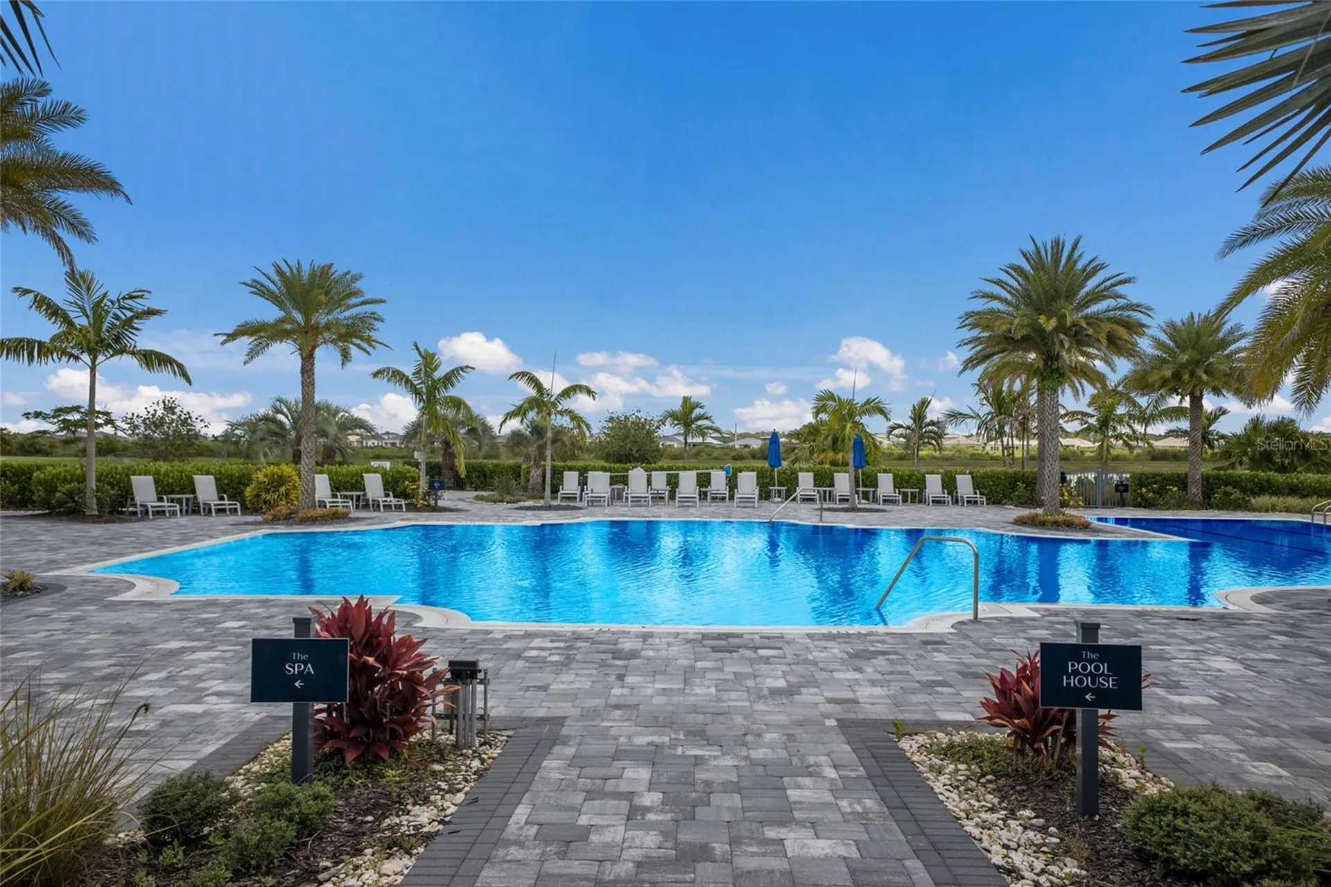 8310 Redonda Loop Lakewood Ranch FL 34202