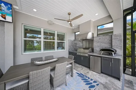 8310 Redonda Loop Lakewood Ranch FL 34202