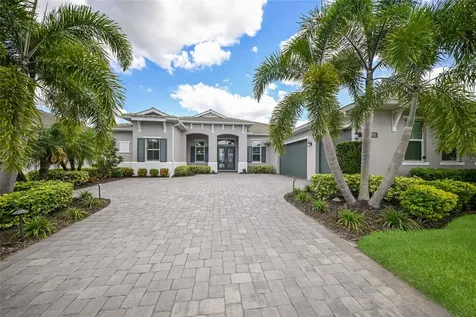 8310 Redonda Loop Lakewood Ranch FL 34202