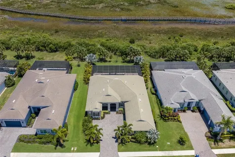 8310 Redonda Loop Lakewood Ranch FL 34202