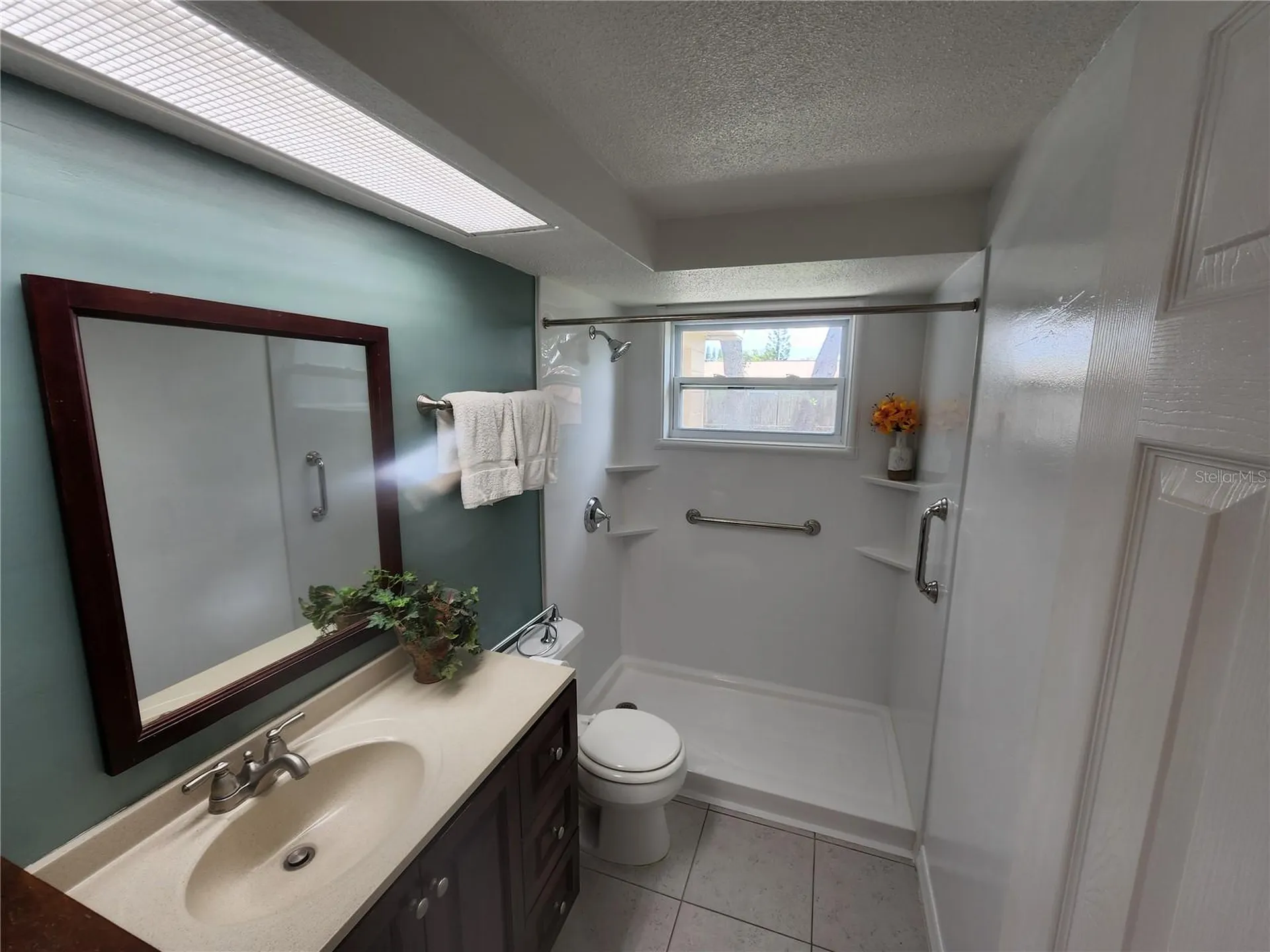 3221 Fairmount Drive Holiday FL 34691