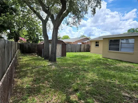 3221 Fairmount Drive Holiday FL 34691