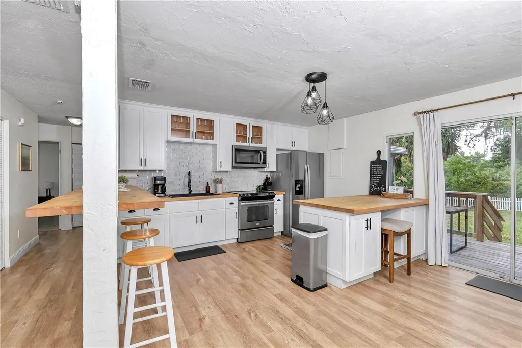 1302 SE Sanchez Avenue Ocala FL 34471