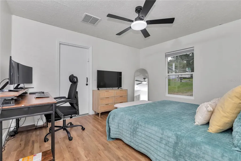 1302 SE Sanchez Avenue Ocala FL 34471