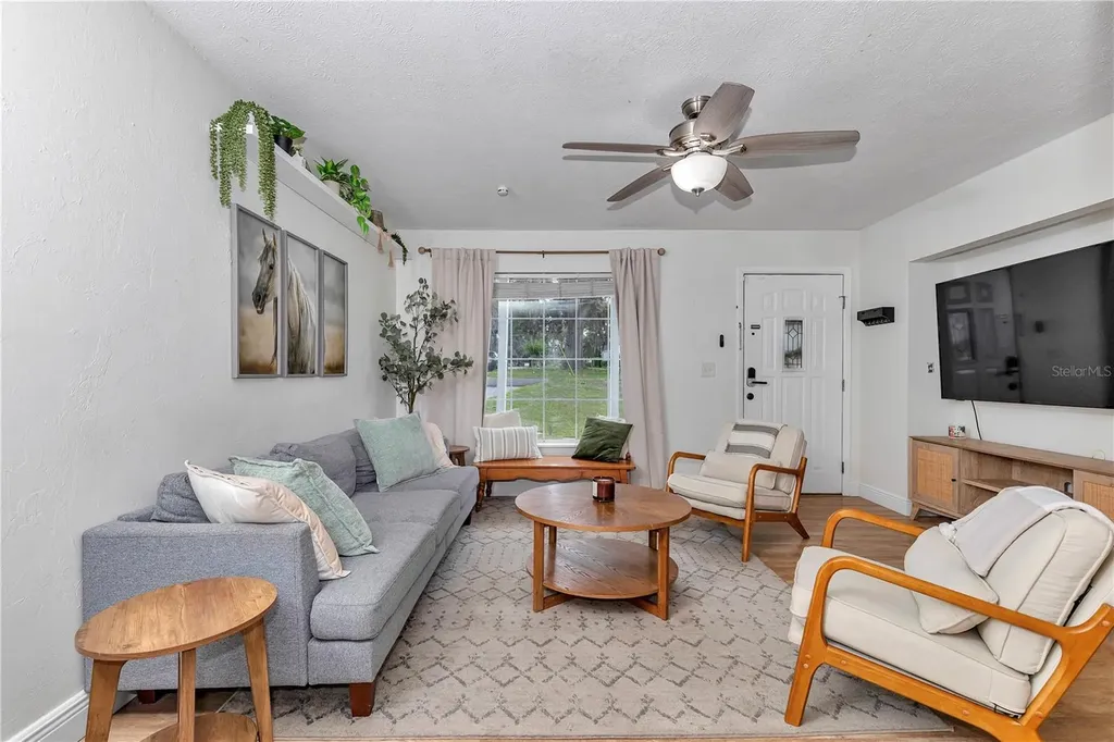 1302 SE Sanchez Avenue Ocala FL 34471