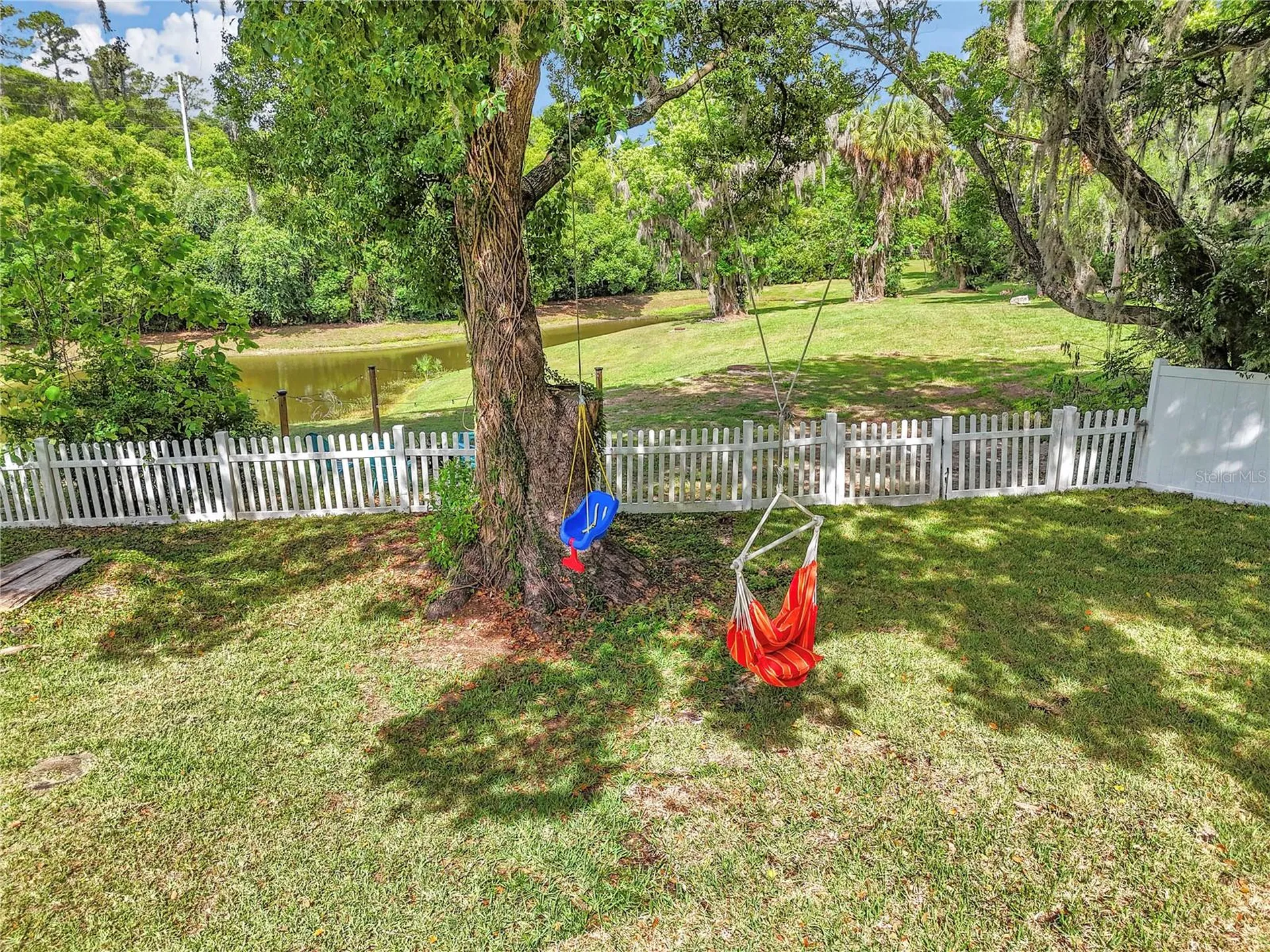 1302 SE Sanchez Avenue Ocala FL 34471