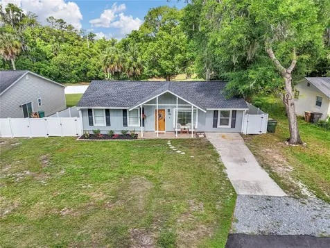 1302 SE Sanchez Avenue Ocala FL 34471