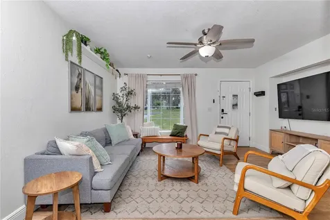 1302 SE Sanchez Avenue Ocala FL 34471