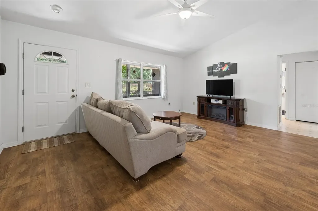 1750 SW 15th Street Bell FL 32619