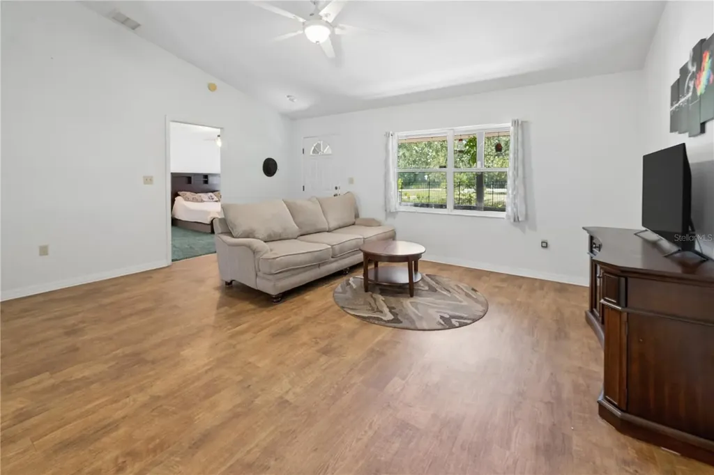 1750 SW 15th Street Bell FL 32619