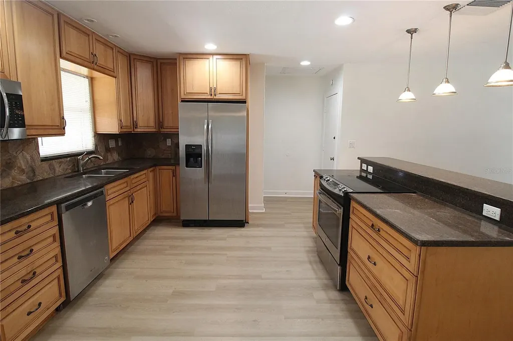 3220 Elmer Street Sarasota FL 34231