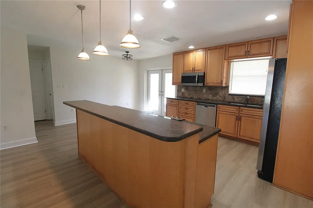 3220 Elmer Street Sarasota FL 34231