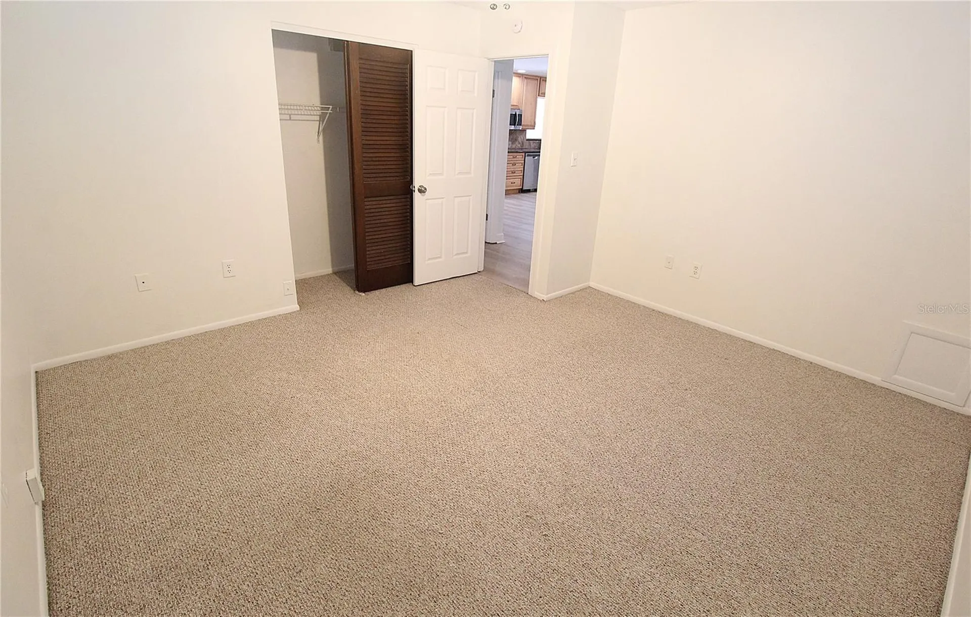 3220 Elmer Street Sarasota FL 34231