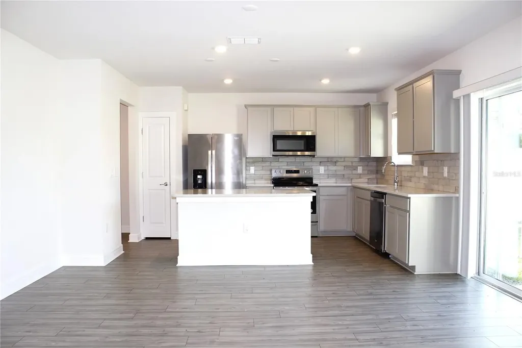 30600 Thunderbird Drive Wesley Chapel FL 33545