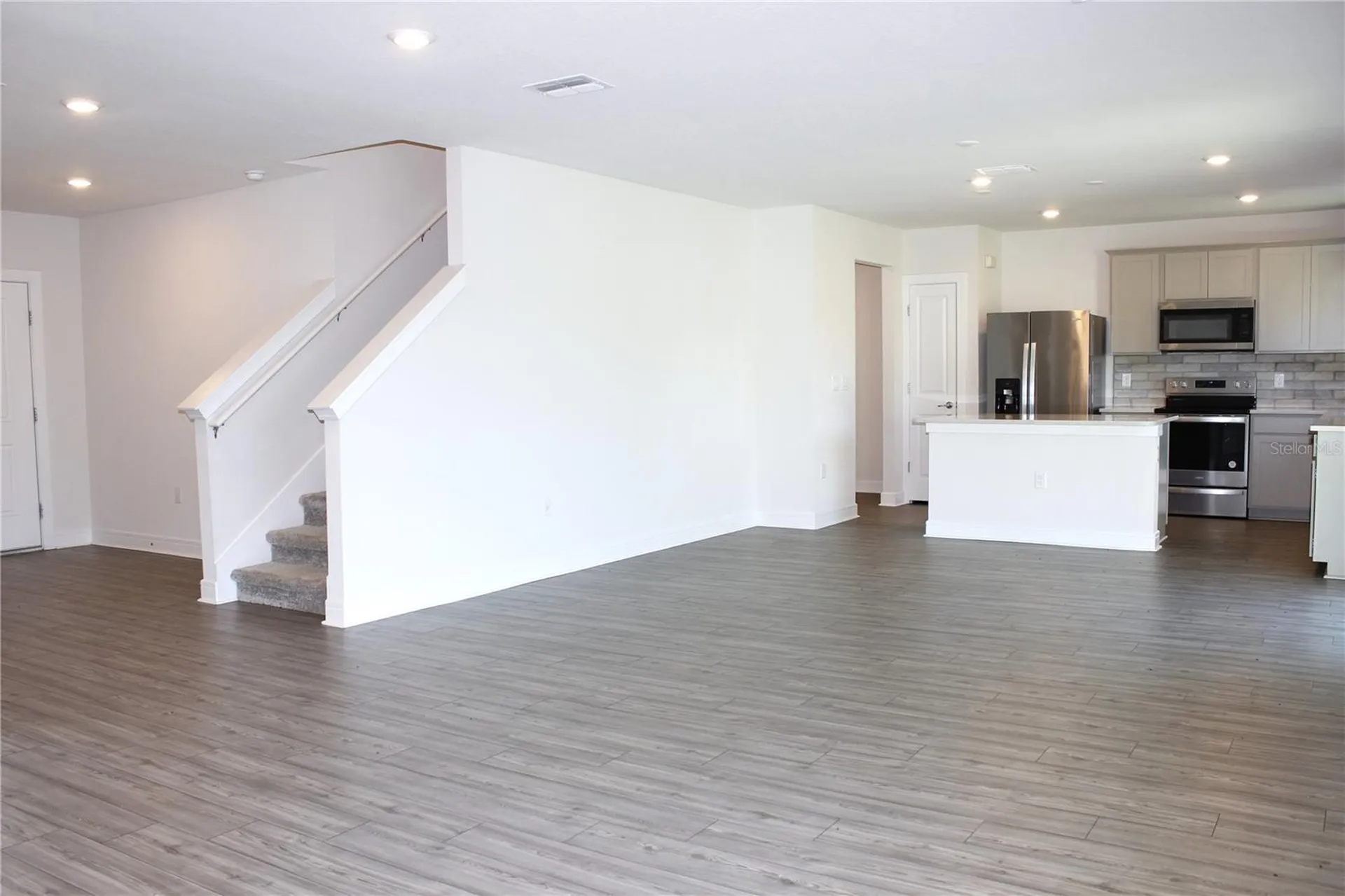 30600 Thunderbird Drive Wesley Chapel FL 33545