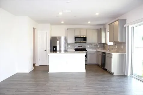 30600 Thunderbird Drive Wesley Chapel FL 33545