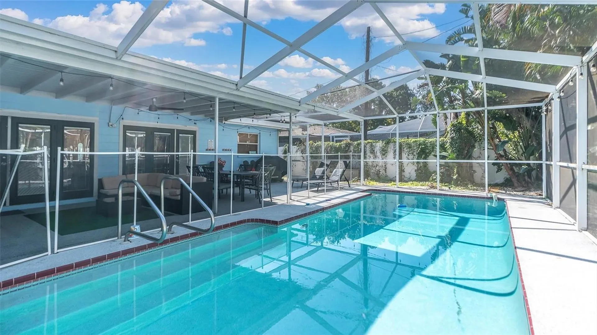 8272 127th Street Seminole FL 33776