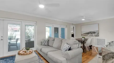 8272 127th Street Seminole FL 33776