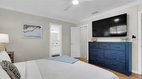 8272 127th Street Seminole FL 33776