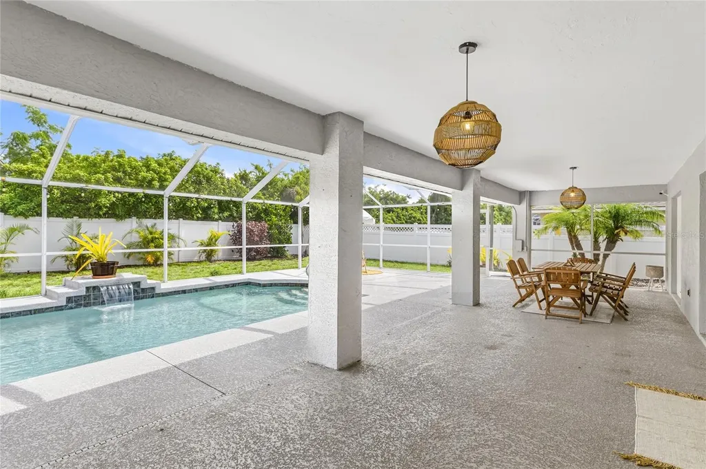 4817 Post Pointe Drive Sarasota FL 34233