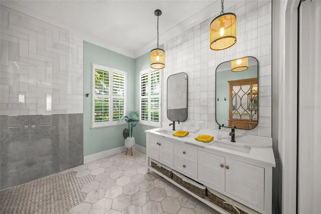 8331 Misty Lake Circle Sarasota FL 34241