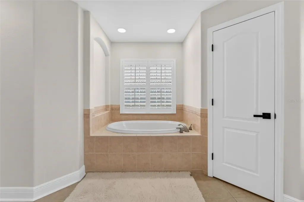 2663 Brookside Bluff Loop Lakeland FL 33813