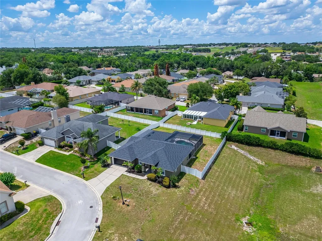 2663 Brookside Bluff Loop Lakeland FL 33813