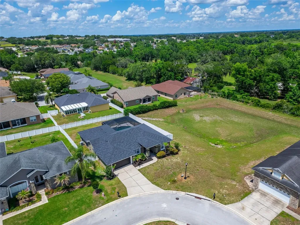 2663 Brookside Bluff Loop Lakeland FL 33813