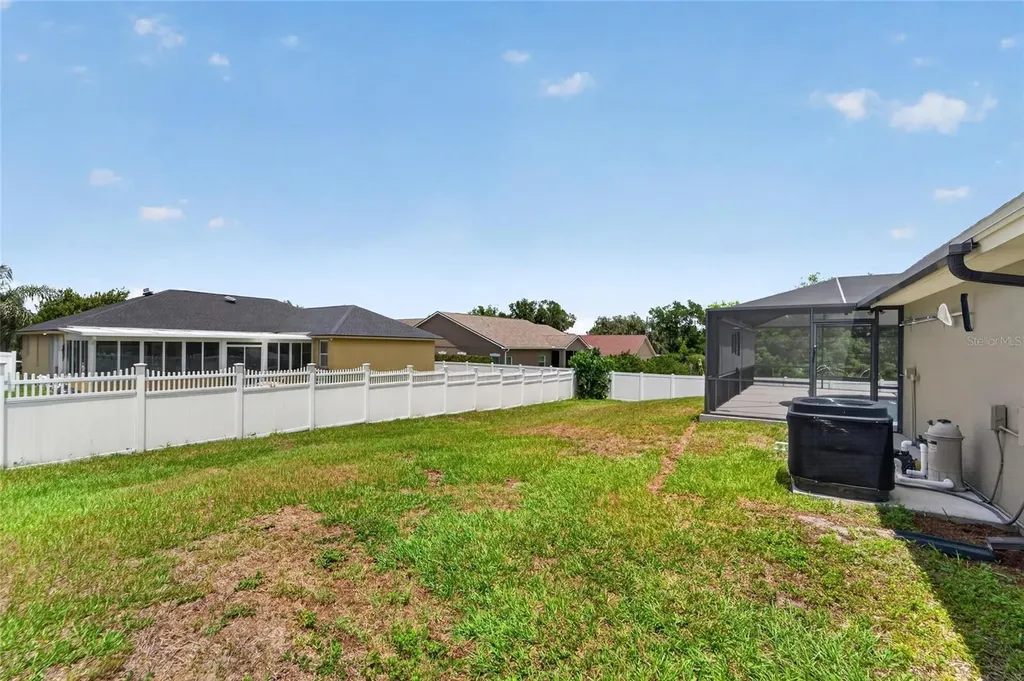 2663 Brookside Bluff Loop Lakeland FL 33813