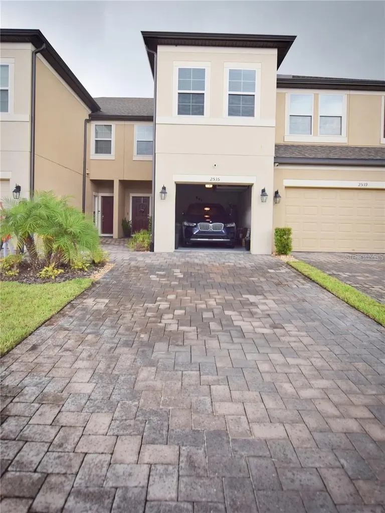 2535 Stapleford Place Wesley Chapel FL 33543