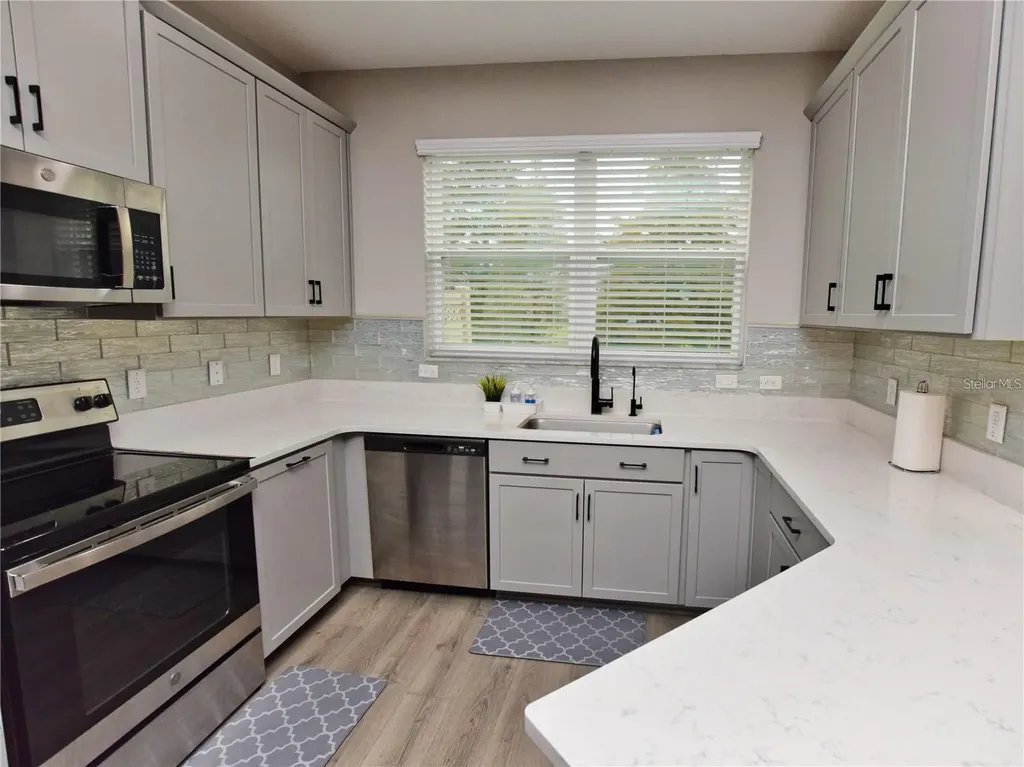 2535 Stapleford Place Wesley Chapel FL 33543